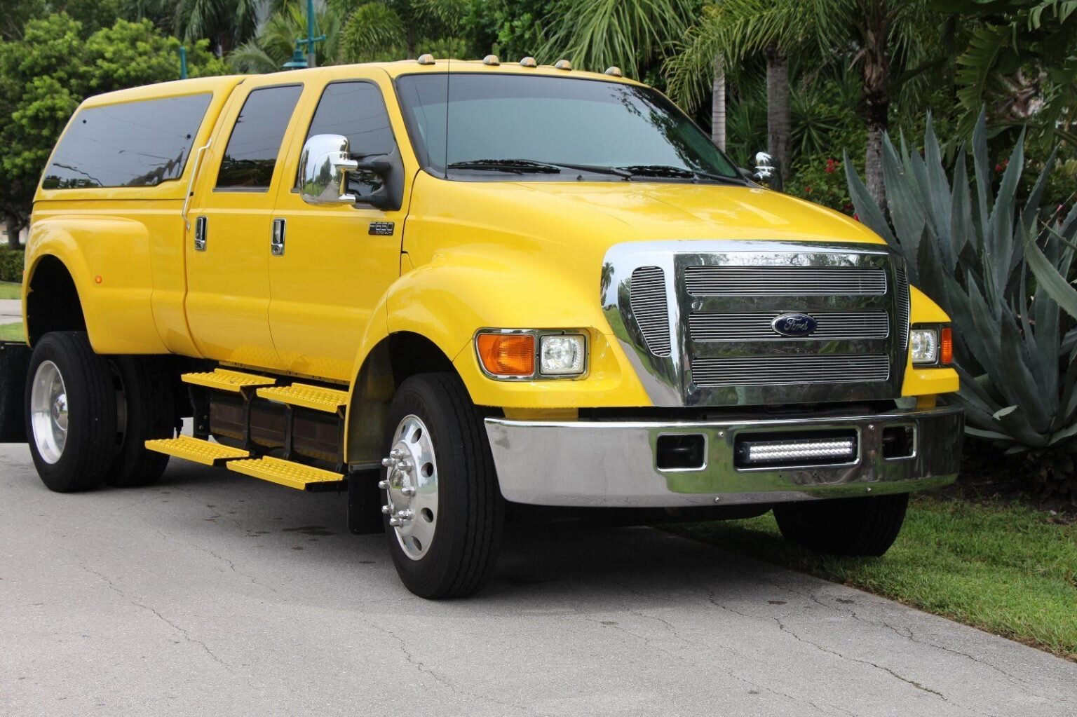 Пикап Ford f 650