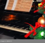 Красивые обои новогоднее пианино для рабочего стола высокого качества скачать