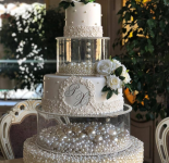 Подборка фотографий с красивыми большими и шикарными свадебными тортами (56 фото)